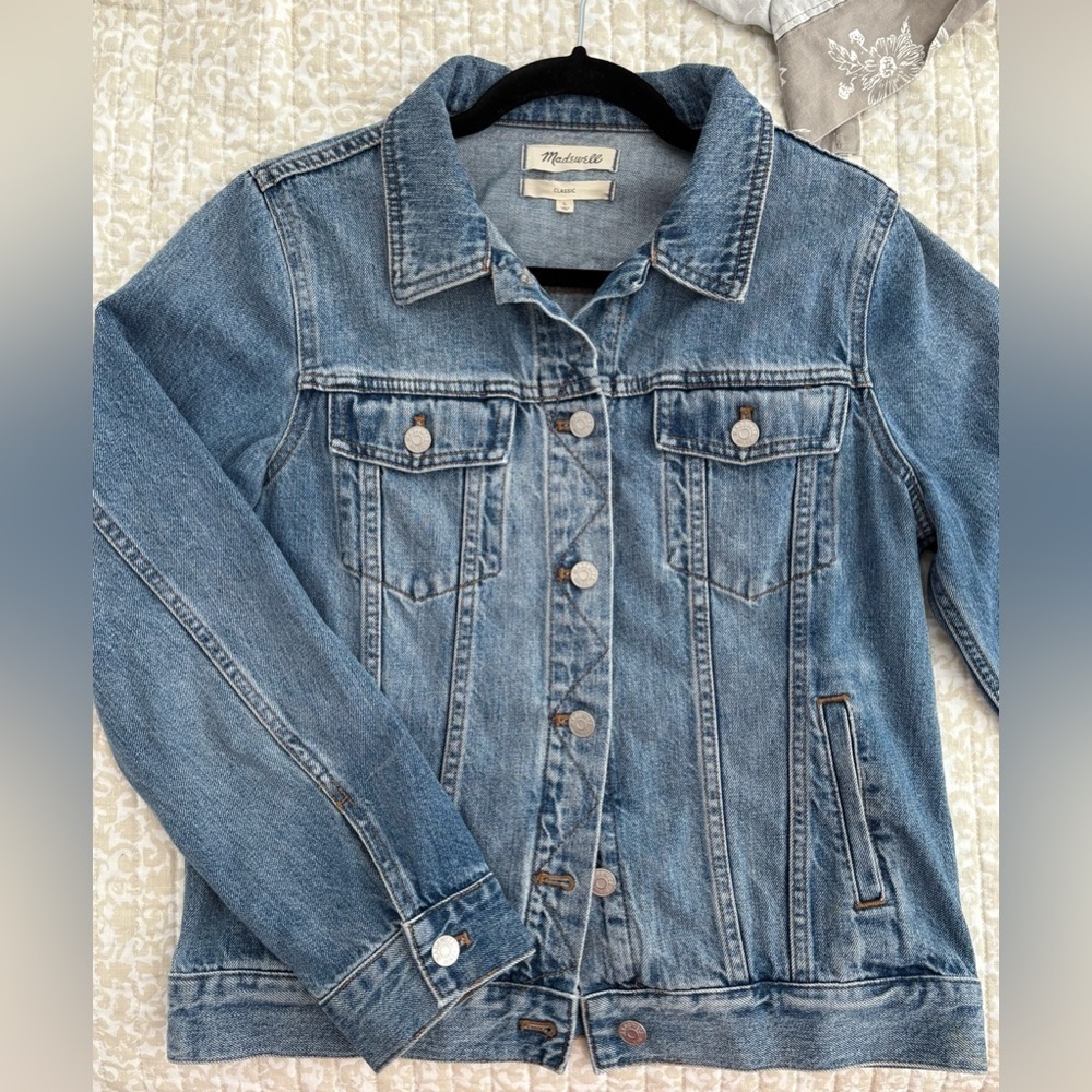 Madewell Classic Fit Premium Denim Jean Jacket | Size Large - Picture 11 of 16